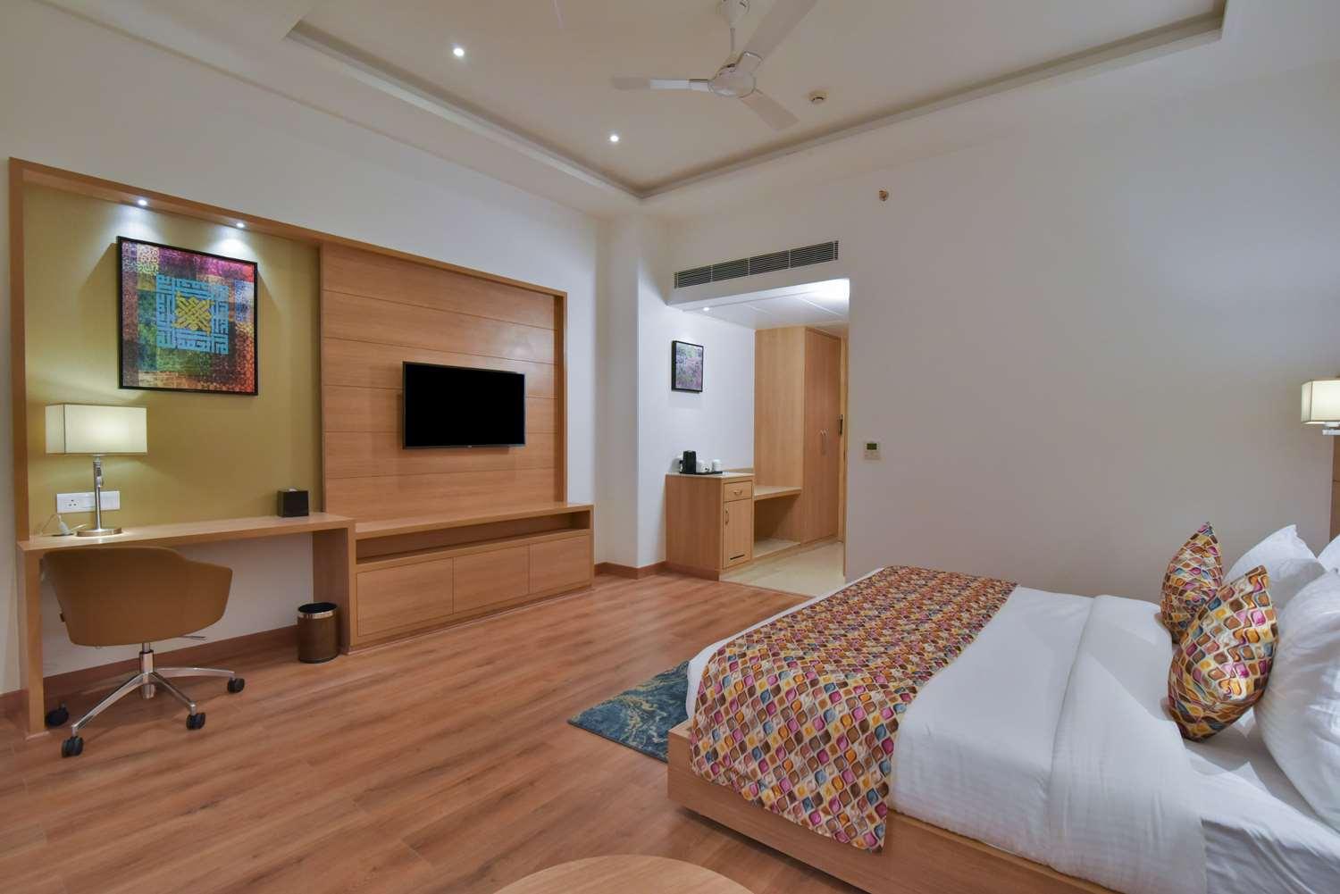 Surestay By Best Western Heritage Walk Amritsar Exterior photo