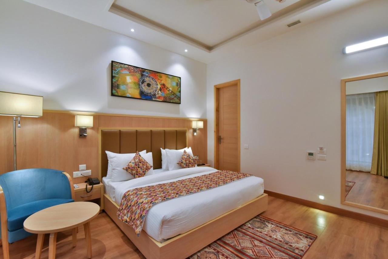 Surestay By Best Western Heritage Walk Amritsar Exterior photo