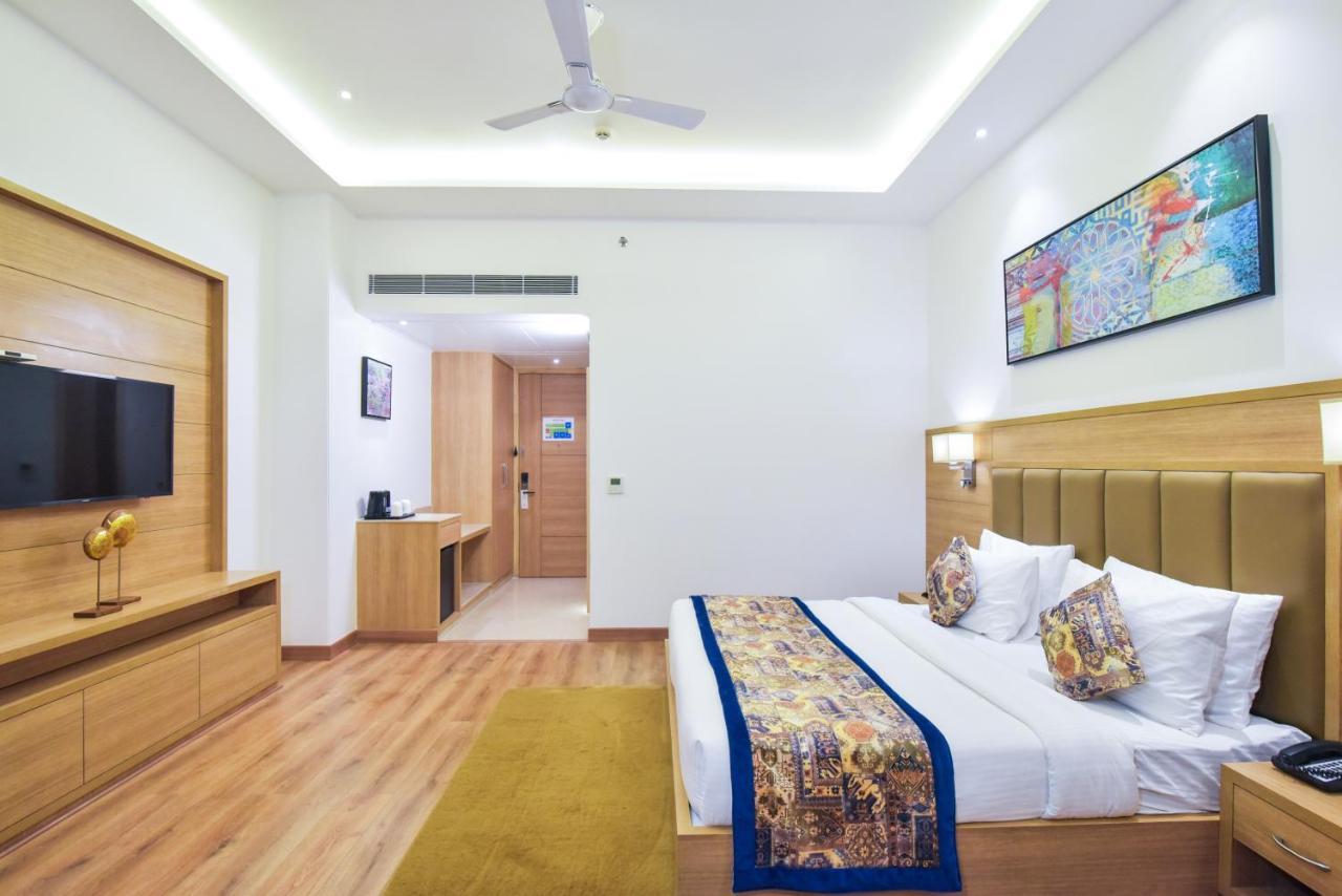 Surestay By Best Western Heritage Walk Amritsar Exterior photo